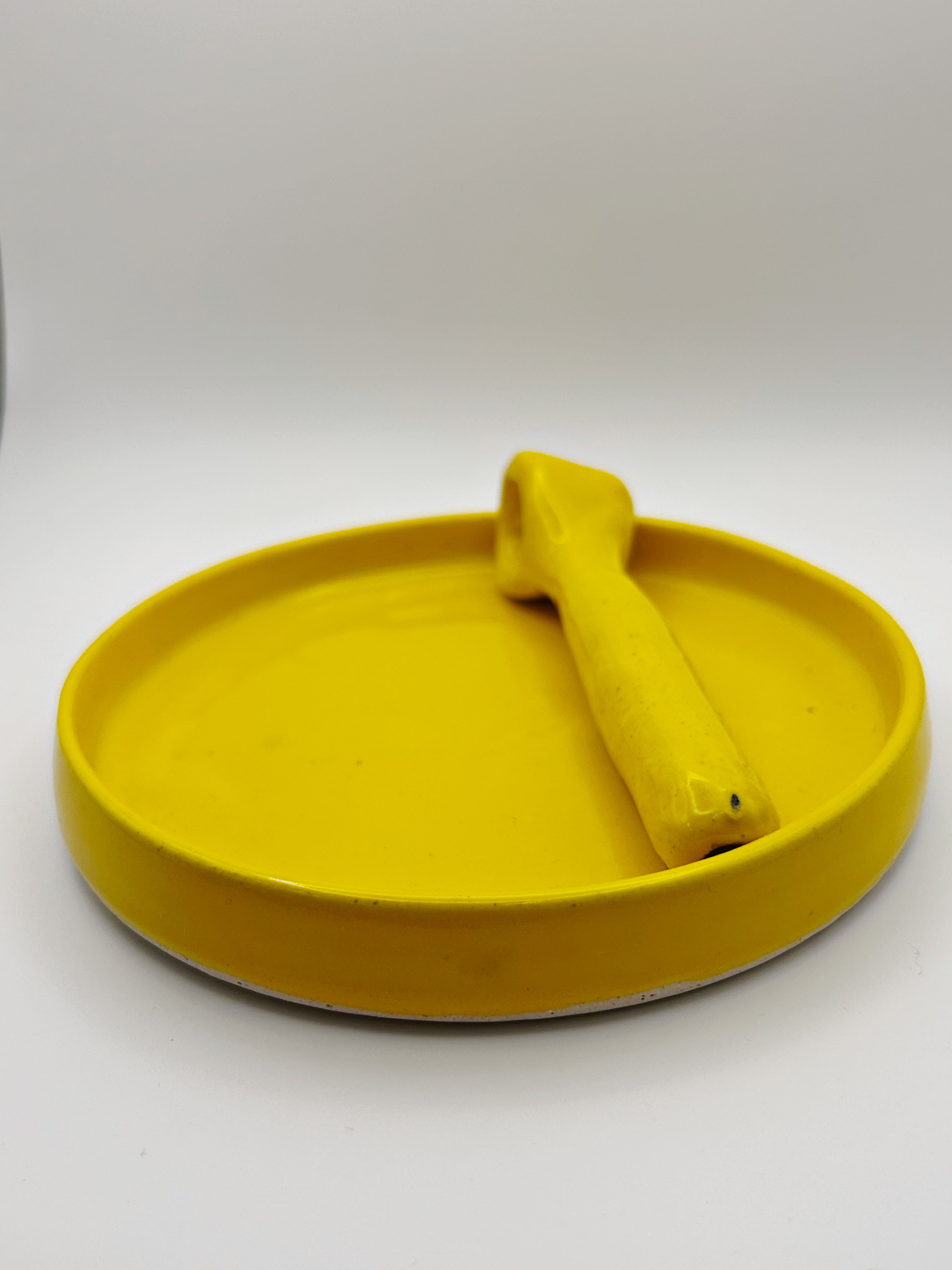 Sunshine Yellow Ceramic Pipe and Plate set